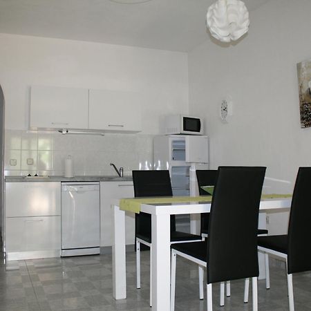 Apartments Jagoda Bol Chambre photo